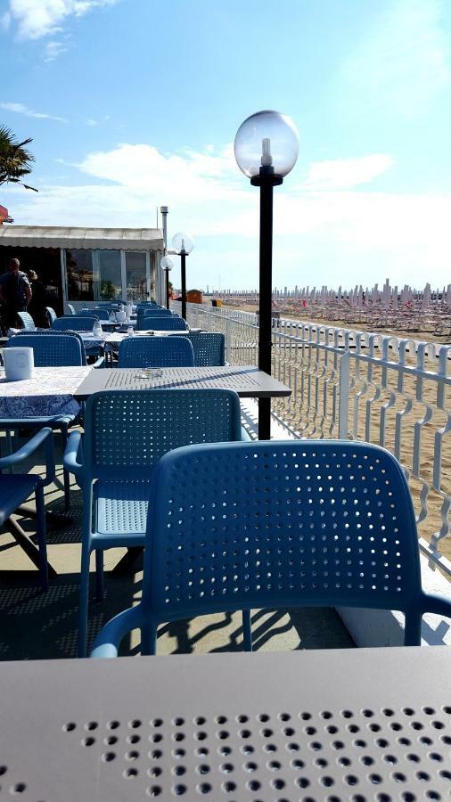 Hotel Righetto Fronte Mare Cavallino-Treporti Exteriör bild