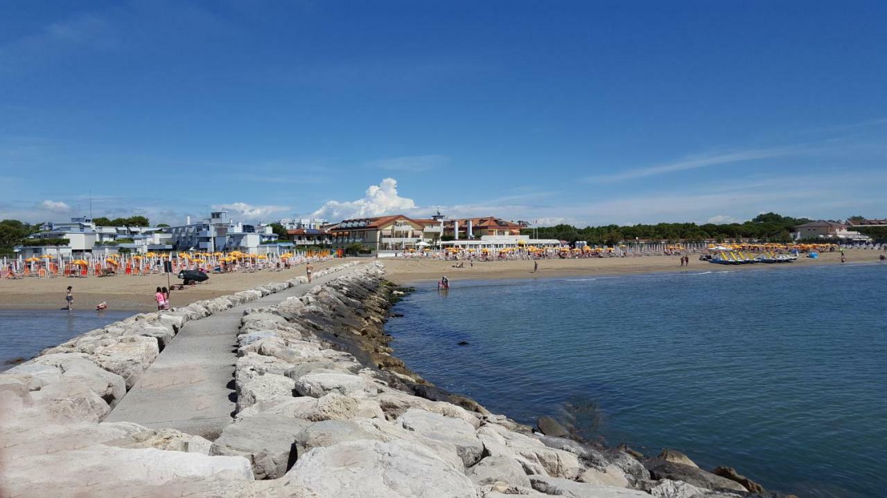 Hotel Righetto Fronte Mare Cavallino-Treporti Exteriör bild