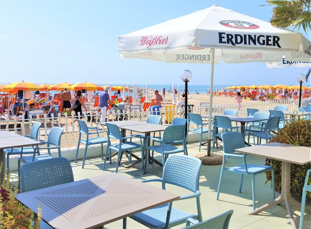 Hotel Righetto Fronte Mare Cavallino-Treporti Exteriör bild